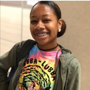 Meet your Posher, Chasity